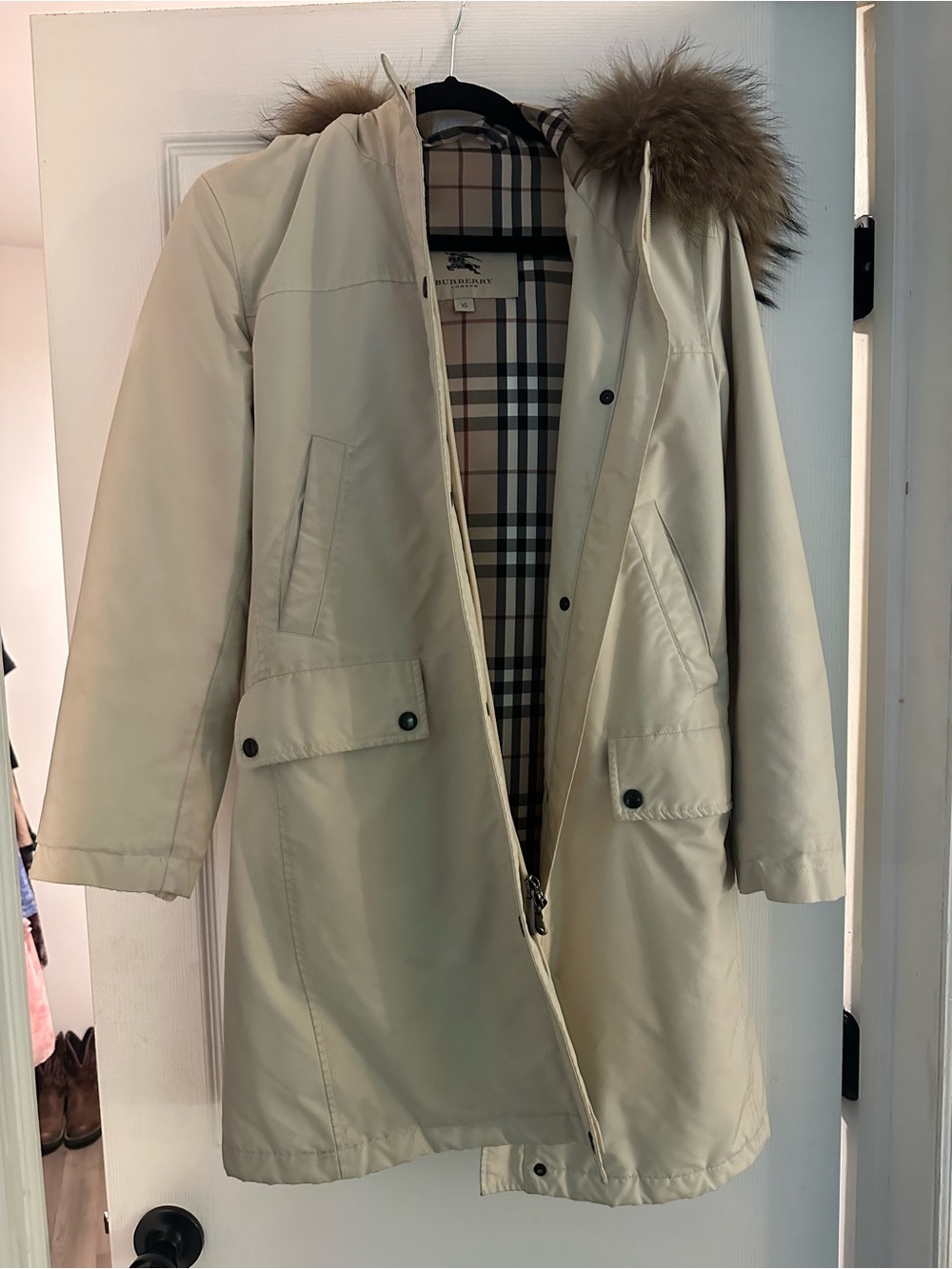 Burberry Cream Coat with fur trimmed hood-S